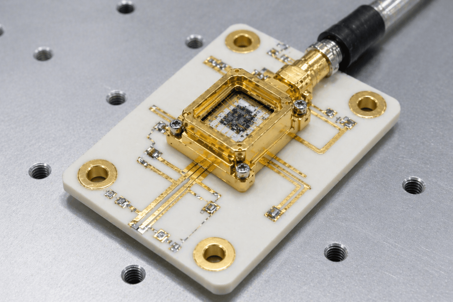 Laser diode module mounted on AlN ceramic PCB with DPC fine line structure
